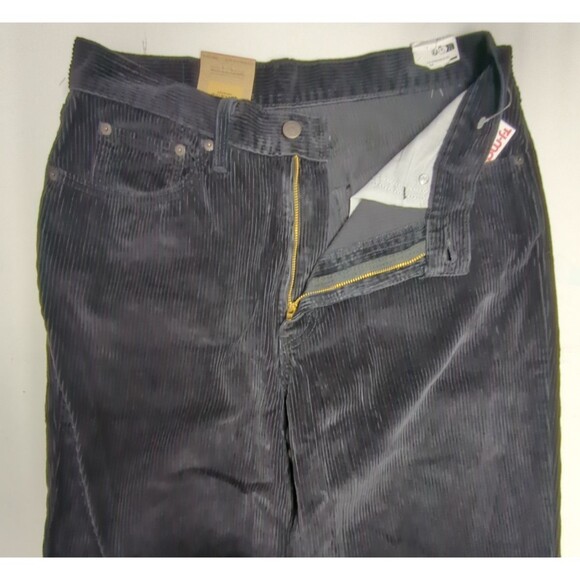 Levi's Corduroy Mom Jeans Women High-Waisted Size 30x30 Black Tapered Leg - Picture 6 of 13